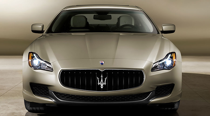 Maserati Quattroporte Front