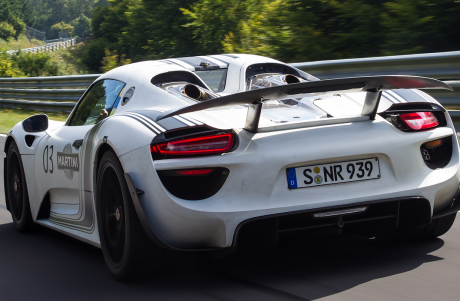 Porsche 918 Spyder Hybrid Full Review – Autobahn Buzz