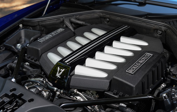 Rolls-Royce Wraith engine overall